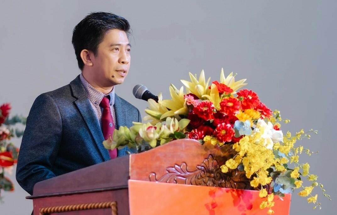 Công khai giáo dục